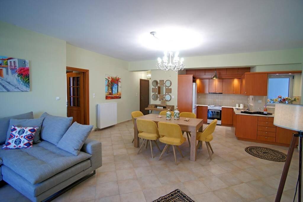 Kyparissia Luxury Home Екстериор снимка