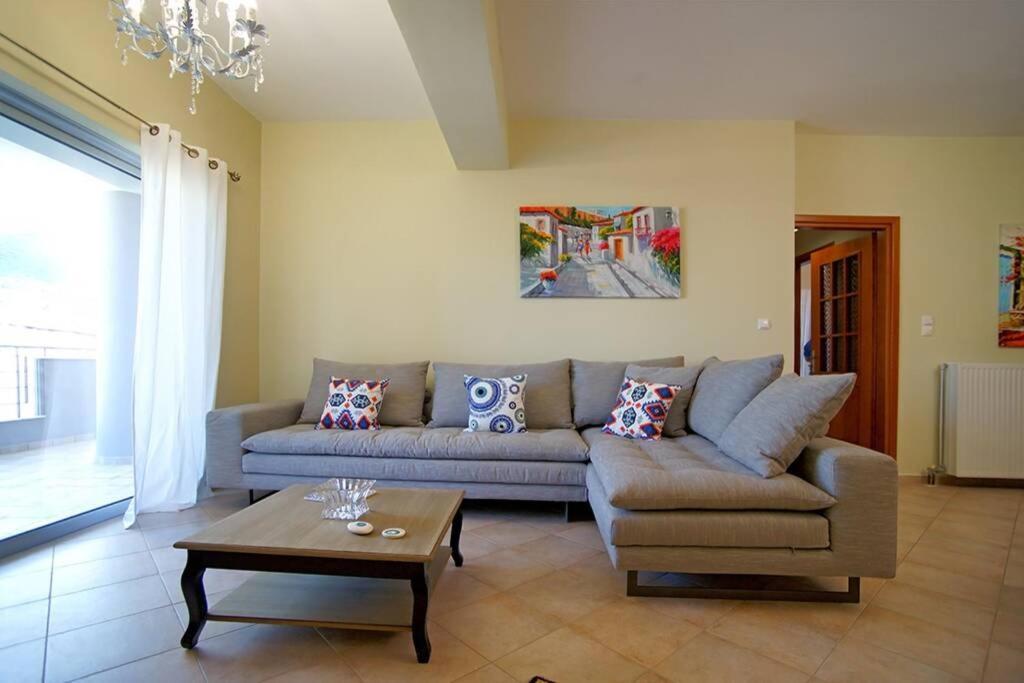 Kyparissia Luxury Home Екстериор снимка