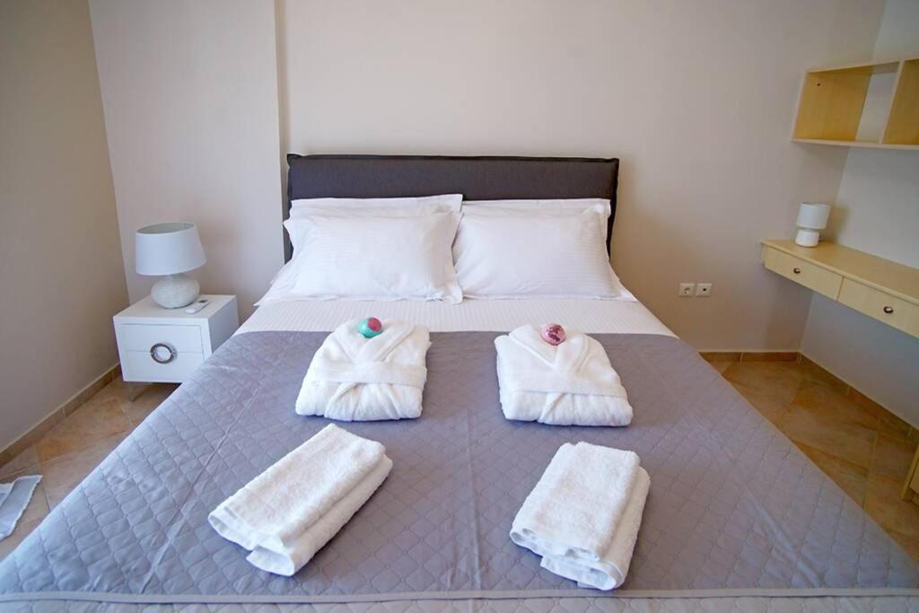 Kyparissia Luxury Home Екстериор снимка